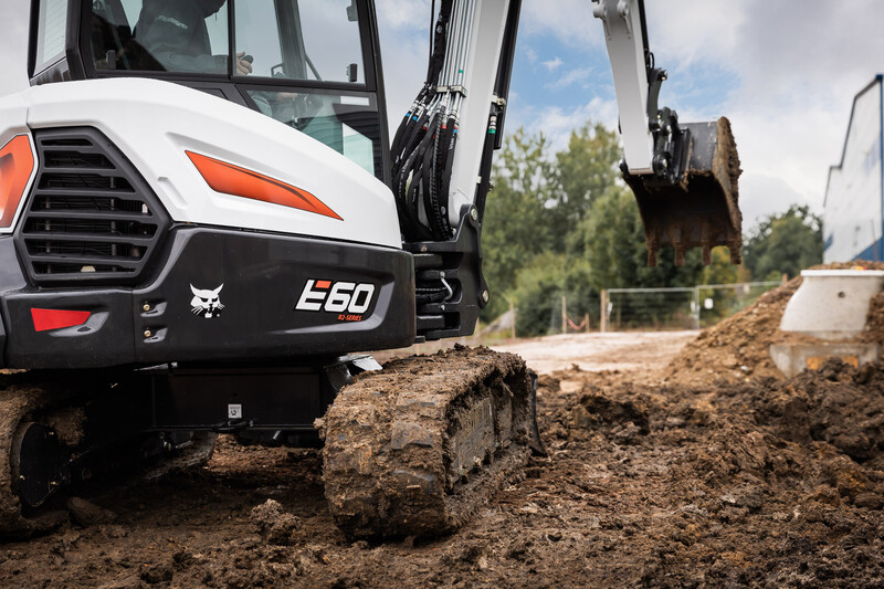 Bobcat E60. Kohe saadaval!