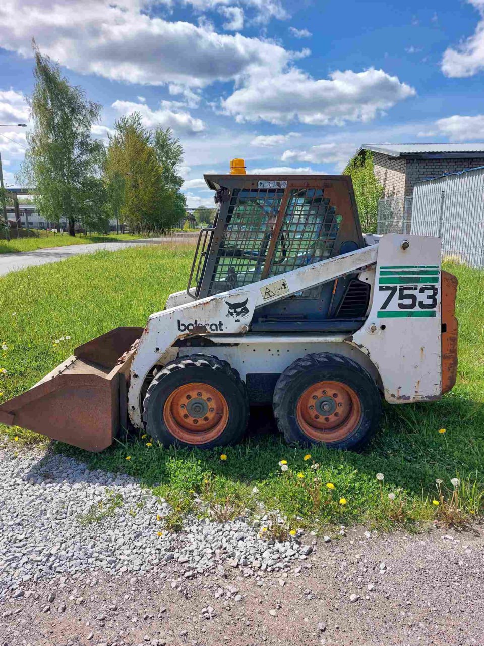 Bobcat S753 koos 725S ekskavaatoriga  – 10 500 €