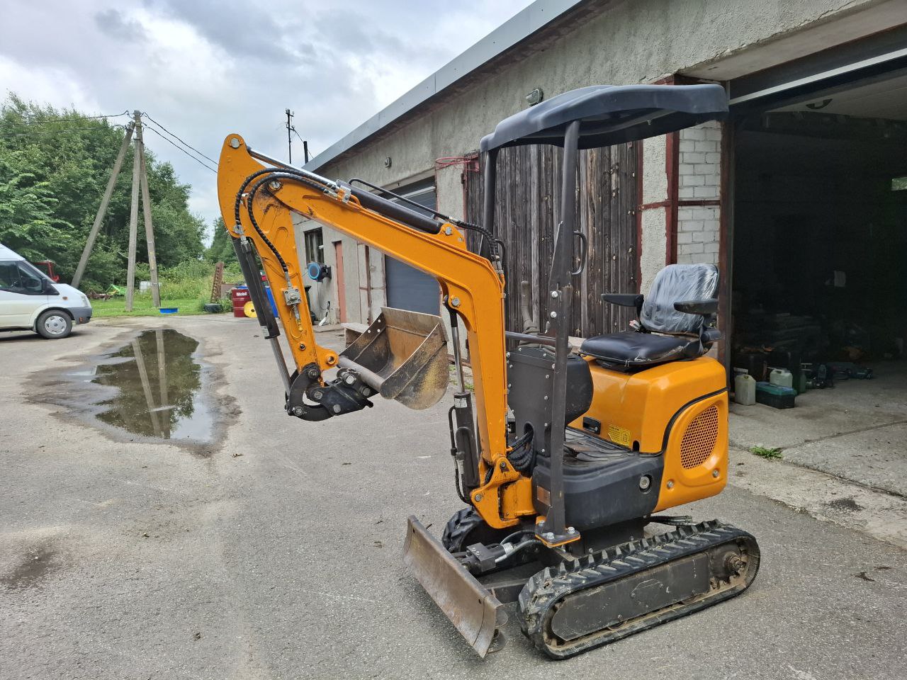 KUBOTA XN12-8 10500€ +km